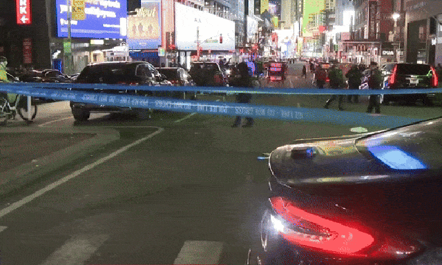 Clip: Nữ diễn viên nổi tiếng bị xe tông chết khi đang đi bộ trên đường