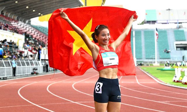 Nguyễn Thị Oanh tạo kỳ tích giành hat-trick HCV SEA Games 33