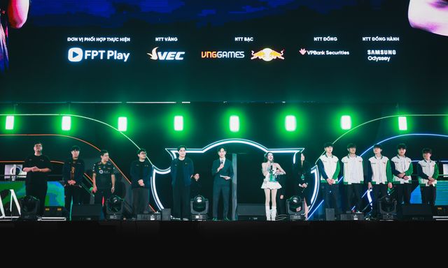 Fan meeting T1 tại Việt Nam: Sự kiện hoành tráng nhưng nhiều tranh cãi, ban tổ chức nói gì?