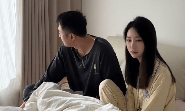 Vợ chồng lục đục vì tiền biếu nội ngoại Tết Dương lịch, mẹ chồng có pha xử lý EQ cao