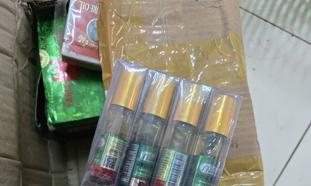 Rùng mình xưởng sản xuất dầu gió Siang Pure Oil giả, hàng trăm nghìn sản phẩm đã được bán ra thị trường