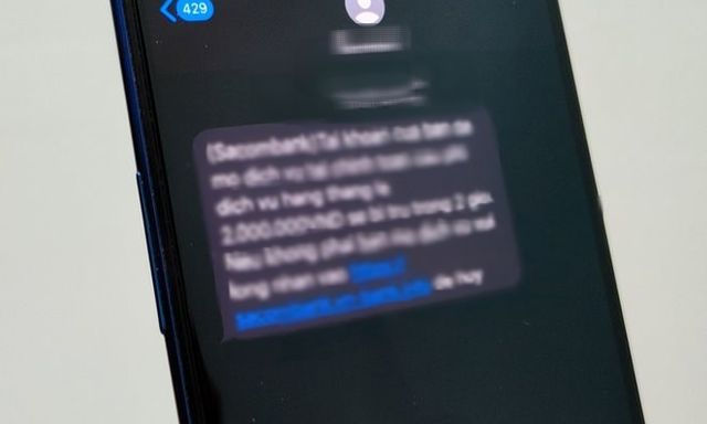 Thấy tin nhắn này, điện thoại của bạn đang bị theo dõi 