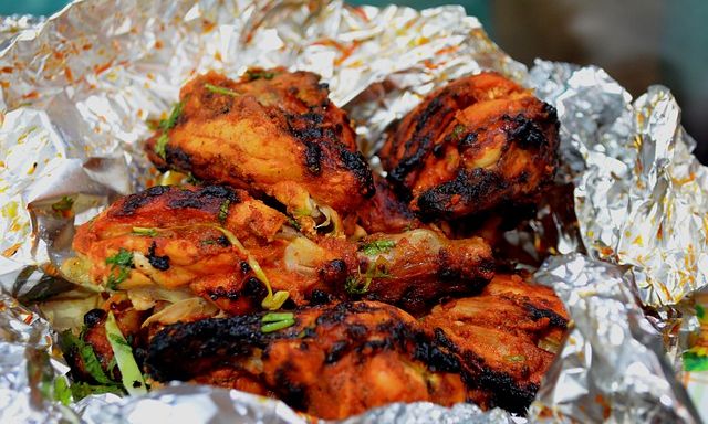 4 kiểu dùng giấy bạc dễ biến món ngon thành 