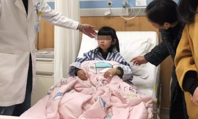 Học sinh lớp 7 bị ung thư dạ dày vì mê món rau 