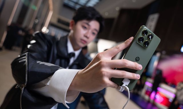 Motorola ra mắt loạt smartphone mới tại Việt Nam
