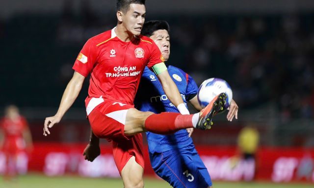 Chuyện gì đang xảy ra với Tiến Linh?