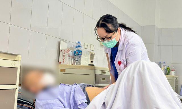 Phát hiện ung thư gan di căn, người đàn ông 53 tuổi hối hận vì đã không làm 1 việc từ 20 năm trước