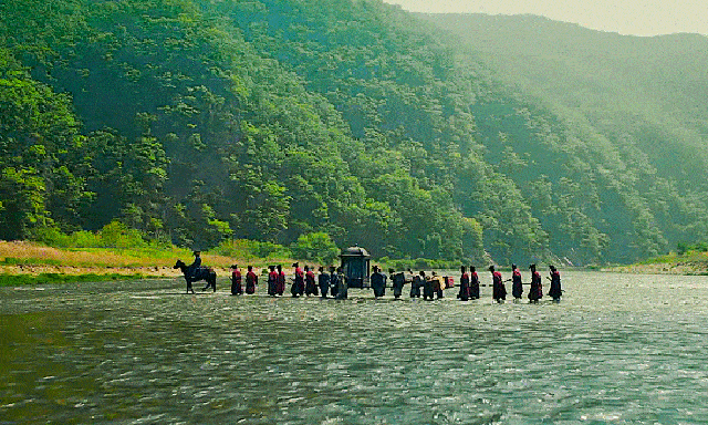 Phim Hàn doanh thu cao nhất mọi thời đại đổ bộ rạp Việt: Từng giây đều là tuyệt tác, phải xem chục lần mới đã