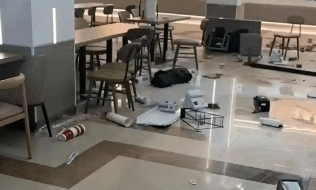 Ngồi chờ crush ở canteen, nhận được tin nhắn 7 chữ, nam sinh nổi điên đập phá đồ đạc, gây thiệt hại hàng trăm triệu đồng