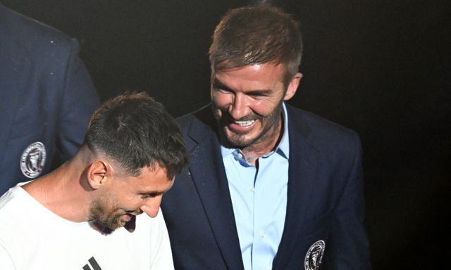 David Beckham hoàn thành giấc mơ 12 năm và điều đặc biệt dành cho Messi 