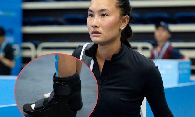 “Nàng thơ” Alix Trương gây xôn xao với thiết bị lạ ở chân tại PPA Asia 1000, có chuyện gì đây? 