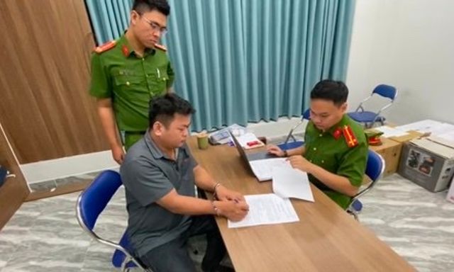 Công an TP.HCM tìm các nạn nhân bị Trần Tấn Hoàng lừa đảo 