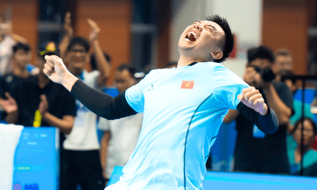 Quá dễ dàng; Lý Hoàng Nam đánh bại Trương Vinh Hiển chỉ với 2 set đấu chớp nhoáng, vô địch đơn nam Pro PPA Hanoi