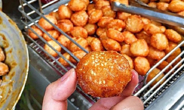 Từ ngày mai, sáng dậy đói mấy cũng ĐỪNG ăn 4 món 