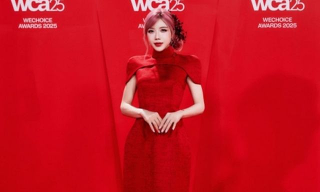 Báo Trung gọi Trang Pháp là nhân tố thành công của Đạp Gió, áp lực lớn nhất đến từ ngôi vị Quán quân Chị Đẹp