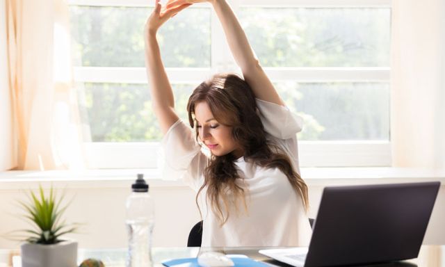 30 phút nghỉ trưa: Đừng chỉ lướt điện thoại, đây là cách dân công sở 