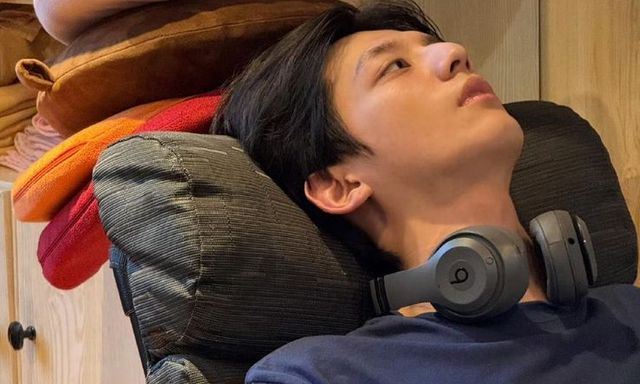 Các bác sĩ khuyên: Dấu hiệu nguy hiểm nhất của ung thư phổi KHÔNG PHẢI đau ngực, mà là sự xuất hiện của 4 thứ