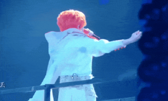 Nam ca sĩ số 1 bị đình chỉ concert trăm tỷ: Mỗi show là một kiệt tác nghệ thuật, tự mua 3 mảnh đất để làm sân khấu