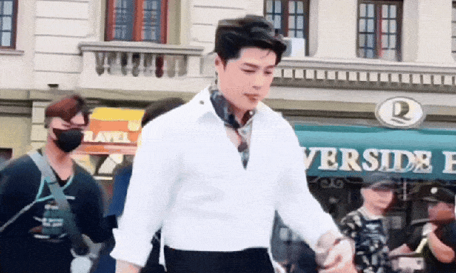 Nam ca sĩ Việt 3 lần được đề cử đẹp nhất thế giới: 38 tuổi vẫn độc thân, hát 3 bài 