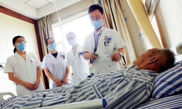  Cụ ông suy thận cấp chỉ vì 1 nguyên nhân được bác sĩ cảnh báo đặc biệt: Mùa hè rất dễ gặp!
