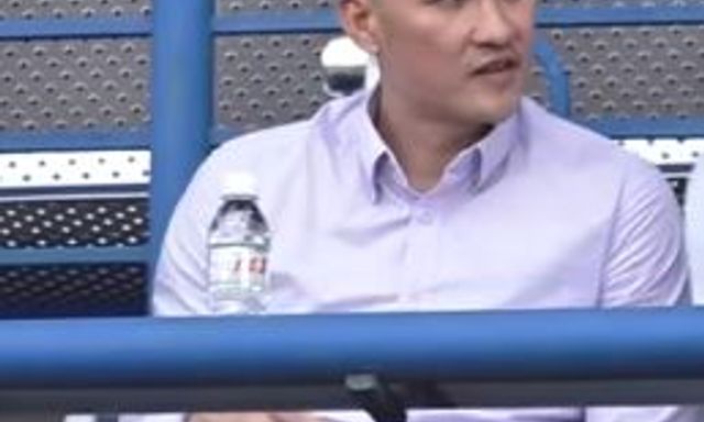 Công Vinh có động thái gây chú ý 