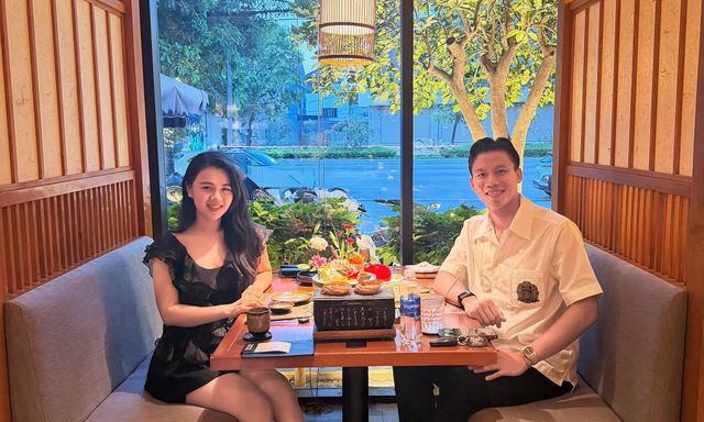 Quế Ngọc Hải kỷ niệm 10 năm tình yêu ngọt ngào bên cựu hoa khôi Đại học Vinh