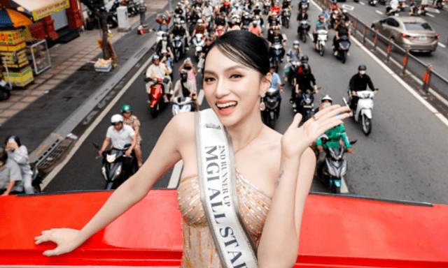 Sở Văn hóa và Thể thao TP.HCM lên tiếng về vụ Hương Giang diễu hành trên xe buýt 2 tầng