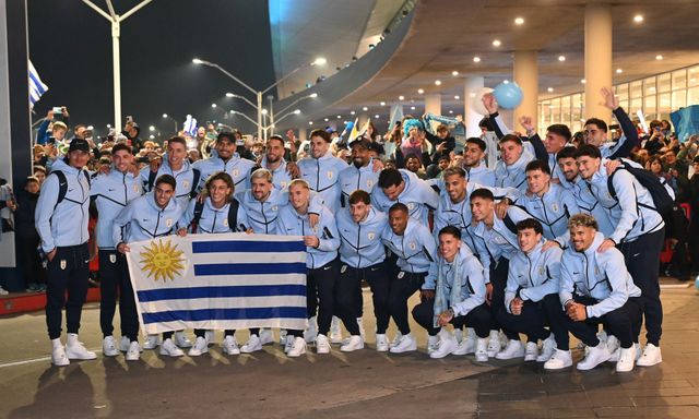 Sự cố: Chuyên cơ của ĐT Uruguay bị từ chối nhập cảnh vào Mỹ, đối mặt nguy cơ bị xử thua vì vắng mặt ở World Cup