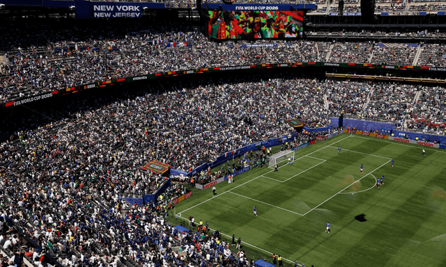 World Cup 2026 lại dính chỉ trích: Mặt sân gồ ghề bị chê là thảm hoạ, không chấp nhận nổi