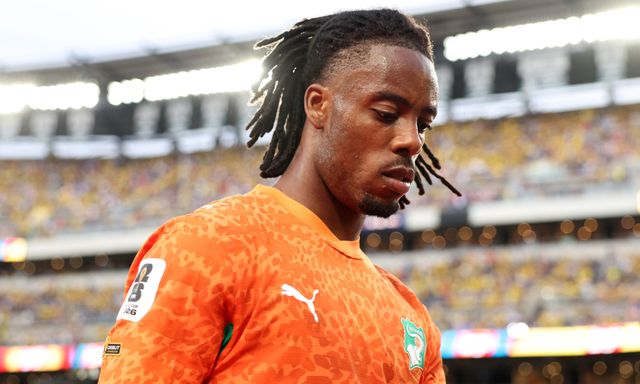 Rúng động World Cup: Cầu thủ tuyển Bờ Biển Ngà bị bắt vì nghi án dàn xếp tỷ số