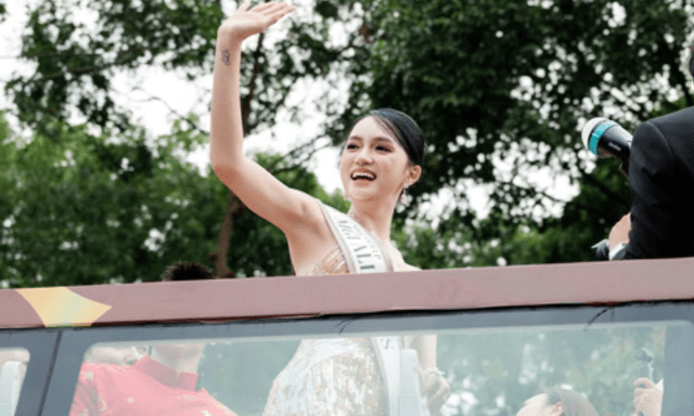 Hương Giang diễu hành bằng xe buýt 2 tầng sau khi đăng quang Á hậu: Tài xế và chủ xe bị lập biên bản