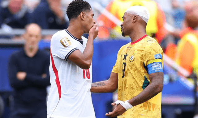 Truyền thông quốc tế tố World Cup 'tiêu chuẩn kép