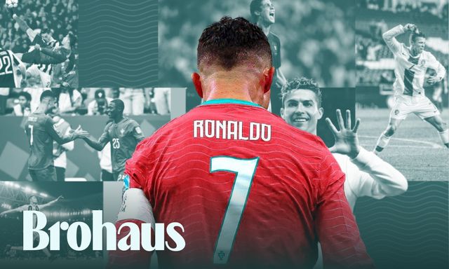Cristiano Ronaldo xứng đáng lọt top 5 huyền thoại hay chỉ là nhân vật truyền thông vĩ đại nhất?