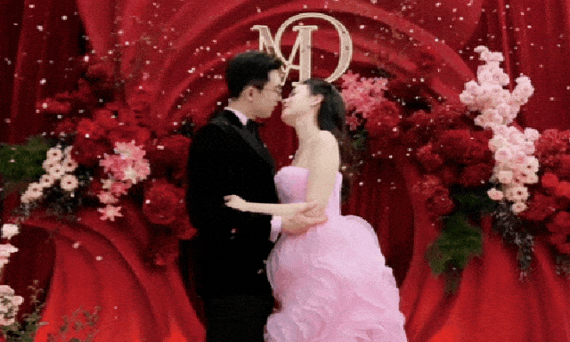 Midu và chồng thiếu gia 