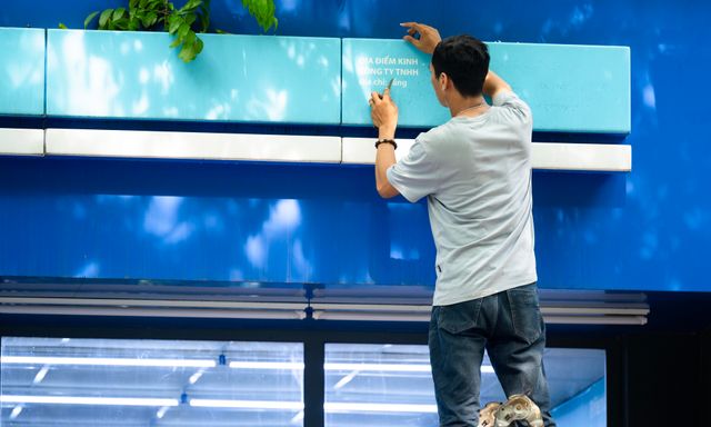 Ghi nhận tại các cửa hàng GS25 sau vụ việc gây xôn xao: Nơi ngừng đón khách, nơi tạm dừng nhiều dịch vụ ăn uống