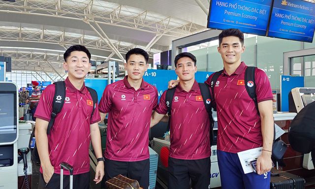 ĐT Việt Nam lên đường sang Hàn Quốc tập huấn, kích hoạt 