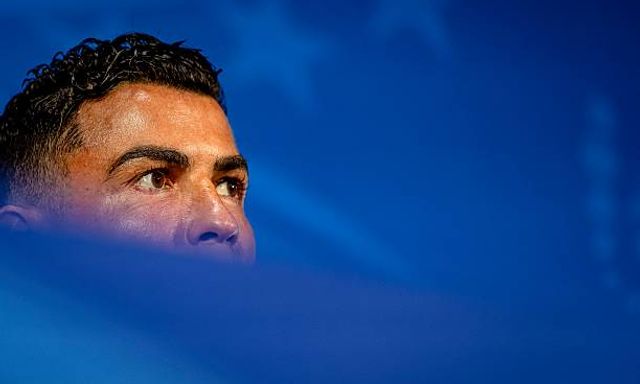 Ronaldo: Hãy thôi khóc đi anh, hãy cứ chạy, 