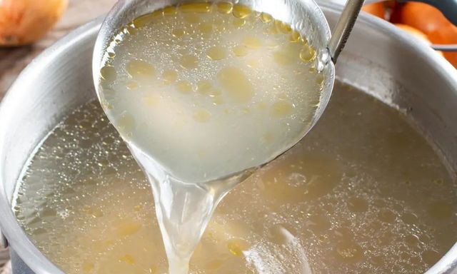 Người đàn ông 35 tuổi không rượu hay thuốc vẫn suy thận giai đoạn 3, bác sĩ: 4 món ăn sáng 