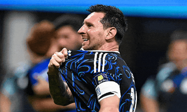 Full màn phỏng vấn đanh thép của Messi sau khi hạ tuyển Anh: 
