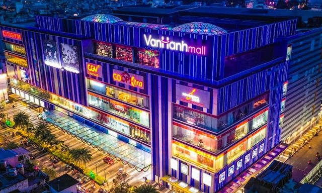 Vạn Hạnh Mall có gì mà sau 8 năm vẫn luôn là một trong những trung tâm thương mại đông khách nhất nhì TP.HCM?