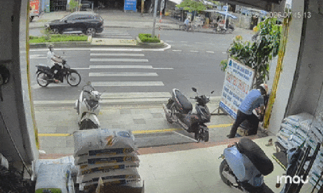 Đà Nẵng: Kinh hoàng thùng phuy nổ như bom, người đàn ông bị hất văng, gãy 3 đốt xương