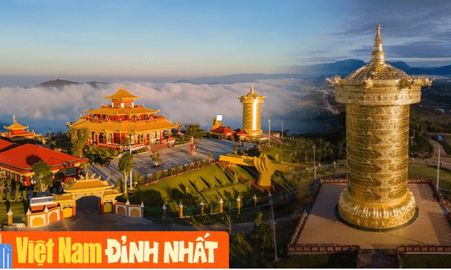Việt Nam có 1 công trình tâm linh nặng 200 tấn, dát vàng 24K, giữ kỷ lục Guinness tháp kinh luân lớn nhất thế giới