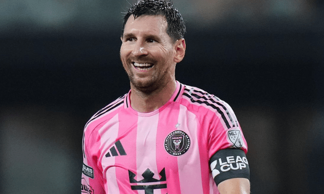 Messi tái xuất sau World Cup theo cách quá đẳng cấp: Lập cú đúp siêu phẩm, kiến tạo giúp Inter Miami thắng ngược