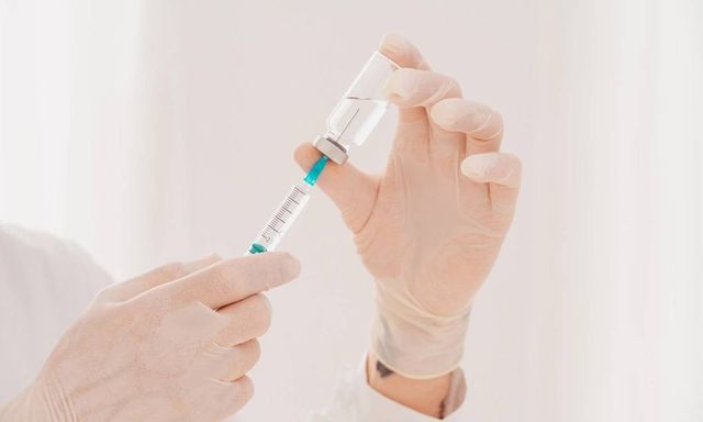 Lời khuyên của Giám đốc Bệnh viện Đại học Y Hà Nội dành cho người đang tiêm thuốc bổ não