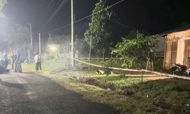 Bàng hoàng phát hiện nam thanh niên treo cổ, bạn gái 18 tuổi tử vong ở phòng ngủ 