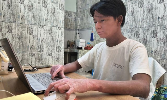 Cậu bé 