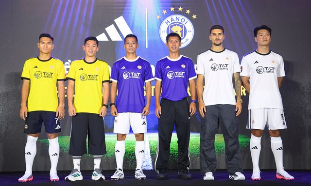 Cú bắt tay lịch sử của Hà Nội FC và adidas 