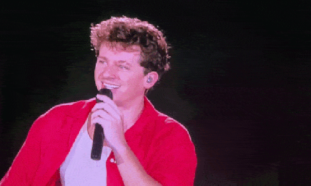 Charlie Puth lần đầu đến TP.HCM: Dành riêng đặc quyền cho fan Việt, visual phát sáng có biết già là gì không?