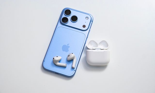 Mở hộp AirPods 5 chính hãng Việt Nam: Tai nghe dạng mở đầu tiên của Apple có chống ồn chủ động xịn cỡ này!