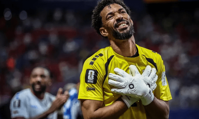 Cuộc sống hiện tại của thủ môn Vozinha - người hùng World Cup hot toàn thế giới: 